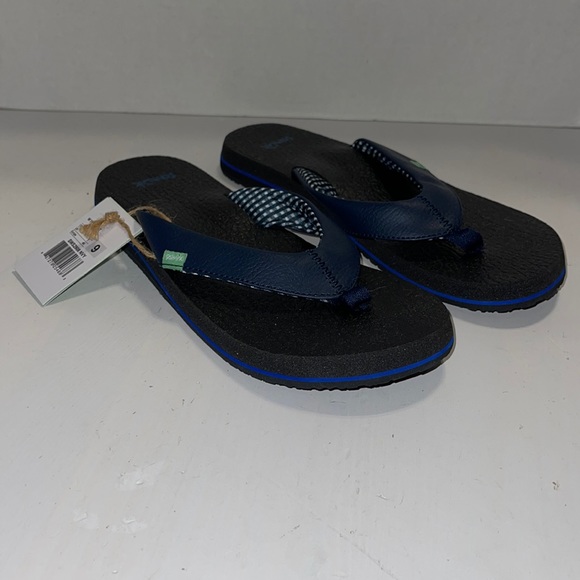 New Sanuk Yoga May Black Blue Flip Flop Sandals 9